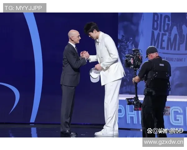 美媒分析开拓者未来选择杨瀚森与克林根谁更具潜力