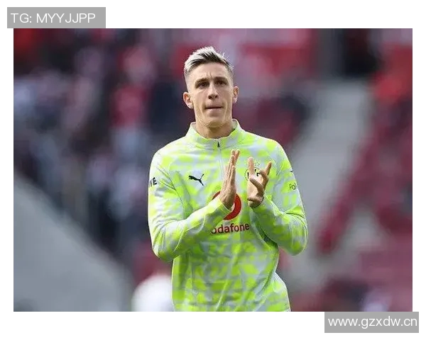 马特乌斯建议拜仁若失去于帕应关注多特后卫施洛特贝克引援