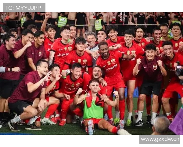 末轮争冠悬念揭晓海港平局即冠申花唯有胜利寄望海港失利 末轮争冠悬念揭晓海港平局即冠申花唯有胜利寄望海港失利