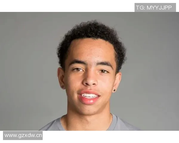 从落选秀到首发球员小内姆哈德的努力与自信之路