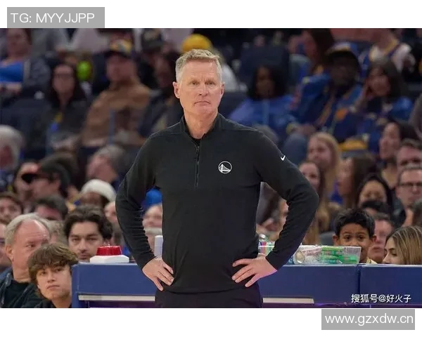 科尔强调球队防守稳定进攻节奏和流畅性亟待提升