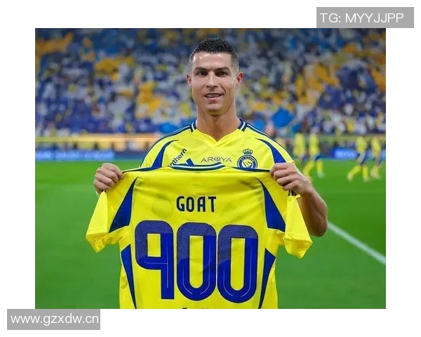 传奇继续书写40岁C罗双响助力球队41球领跑世预赛射手榜