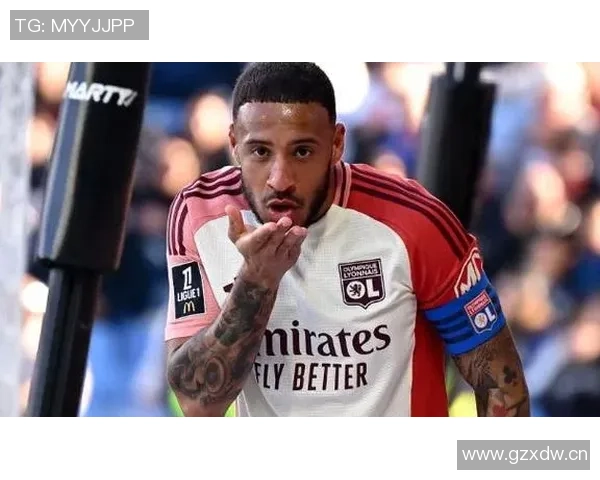 托利索对法甲裁判判罚不满呼吁各方召开会议进行直接沟通 托利索对法甲裁判判罚不满呼吁各方召开会议进行直接沟通