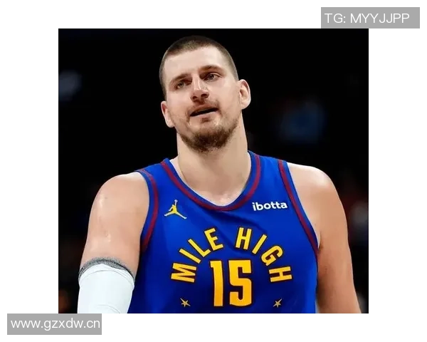 约基奇如饮水般轻松再获三双本赛季已达八次表现惊艳全场