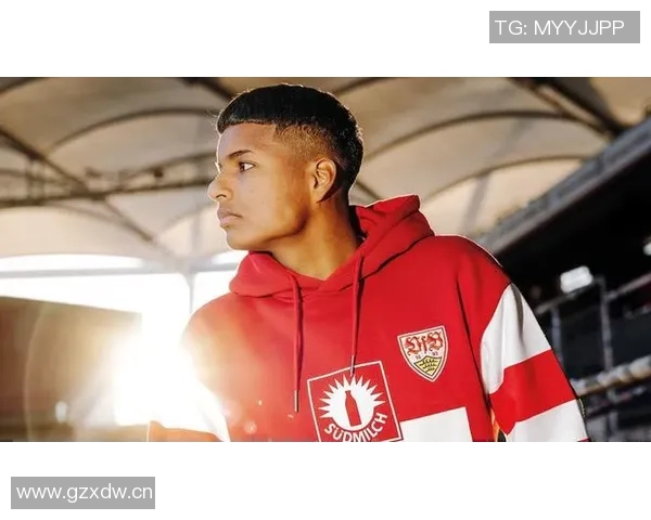 罗马关注阿雷瓦洛桑坦德竞技总监透露冬季转会可能性