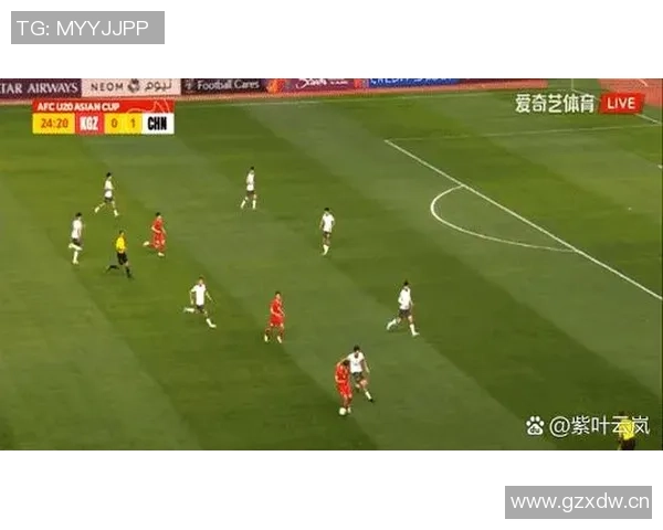 蒯纪闻强势突破三人防线禁区射门遭扑救精彩瞬间回顾