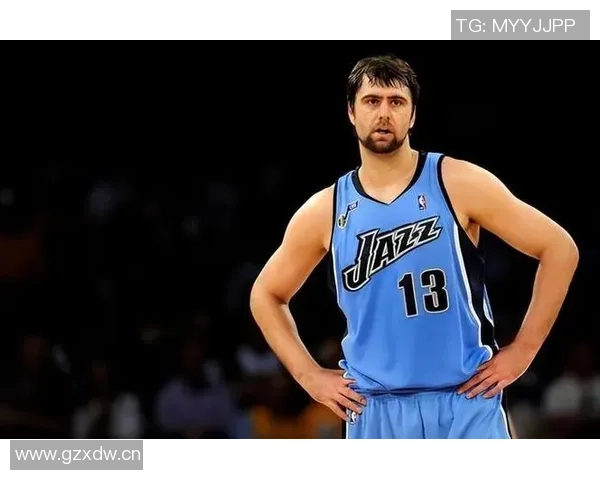 空间型中锋沃尔夫表现出色27号秀8投5中三分球4投3中贡献13分4篮板4助攻