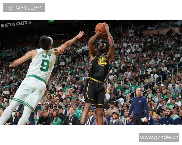 凯利：在关键时刻把握机会我会全力以赴命中每一个空位投篮