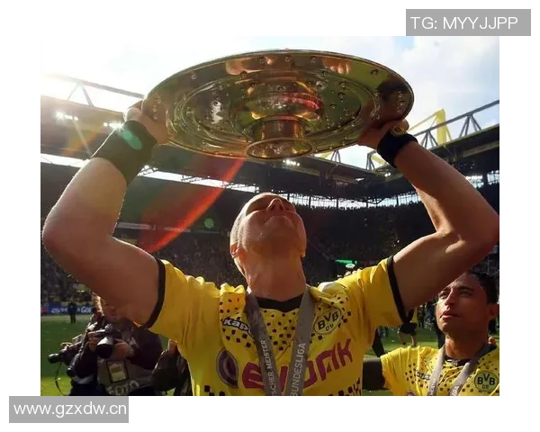 多特蒙德争夺瑞典16岁前锋凯文菲林曼联持续施压求签约