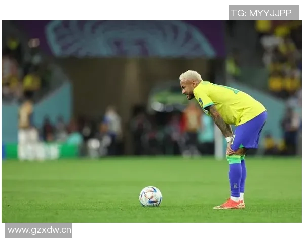 巴西媒体称内马尔旧伤复发游轮狂欢引发关注 巴西媒体称内马尔旧伤复发游轮狂欢引发关注