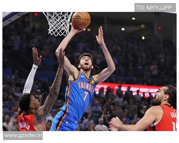 NCAA赛场奇迹时刻加长三分绝杀状元热门下半场狂砍22分7板5助