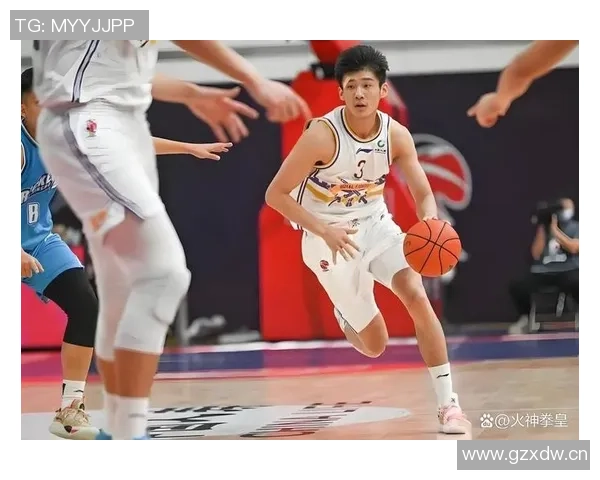 明早无课提前观看王俊杰熬夜为中国男篮加油对战韩国的精彩时刻 明早无课提前观看王俊杰熬夜为中国男篮加油对战韩国的精彩时刻