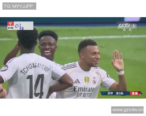 姆巴佩第一时间祝贺维尼修斯获MVP展现体育精神与友谊